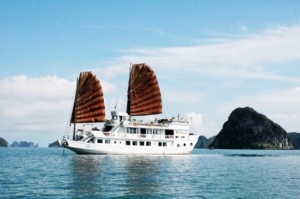 dragon pearl halong 1