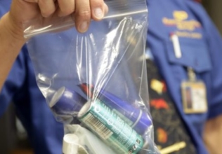 Vietnam facilita la restrizione sui liquidi per i voli nazionali dal 1° maggio