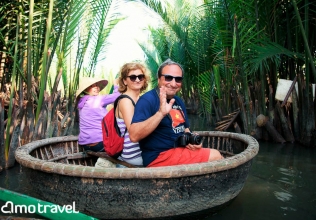 L’esperienza con la barca rotonda ad Hoi An