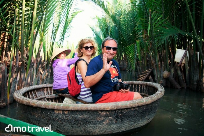 Recensione Amo Travel - Nostri clienti felici - barca rotonda a Hoi An