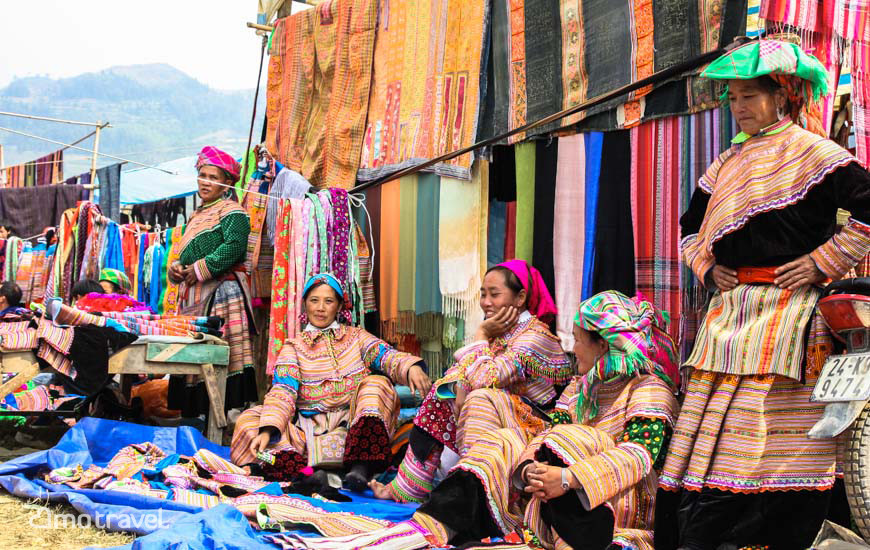 7 mercati della gente di tribù pìu belli a Sapa Vietnam