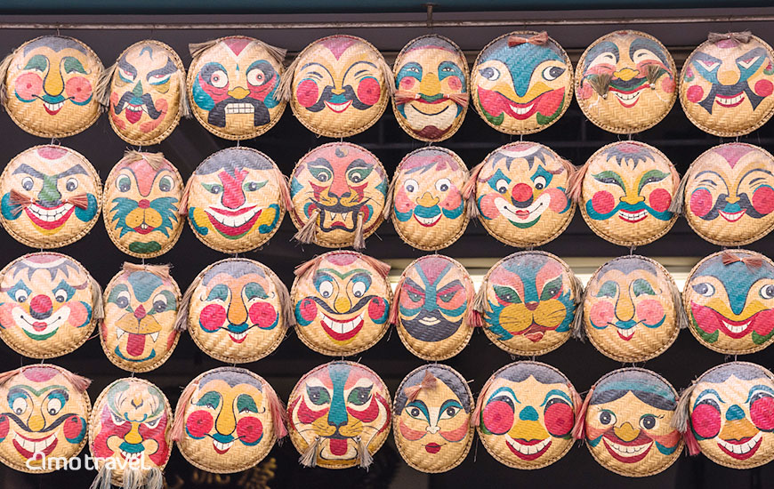 Perso nei villaggi artigianali nei dintorni di Hanoi