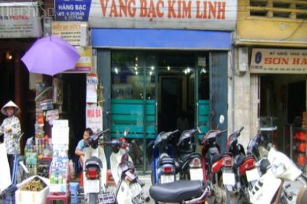 Cambiare soldi in Vietnam? Si o No andare in banca?