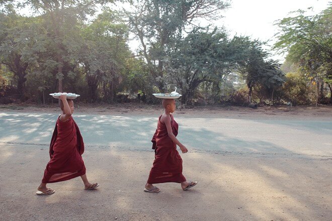 La zona di New Bagan ha un villaggio lacca estremamente unico, che producono i famosi prodotti artigianali.