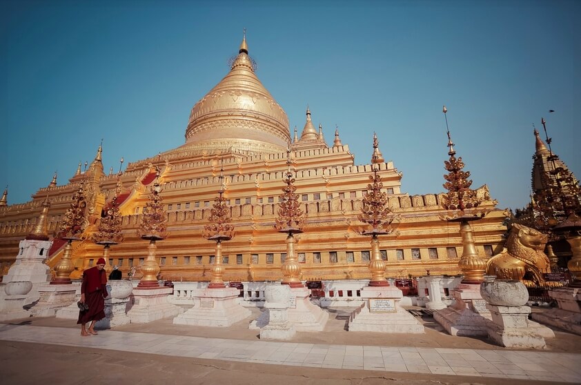 Con più di 1500 anni di storia risalente, la costruzione del tempio, il tempio qui è considerato uno dei più interessanti paesi di destinazione turistica.