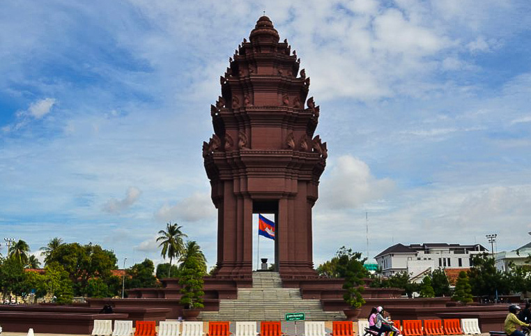 Monumento dell’Indipendenza a Phnom Penh, Cambogia