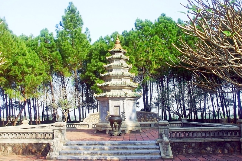 Pagoda di Thien Mu – la pagoda della Signora celeste