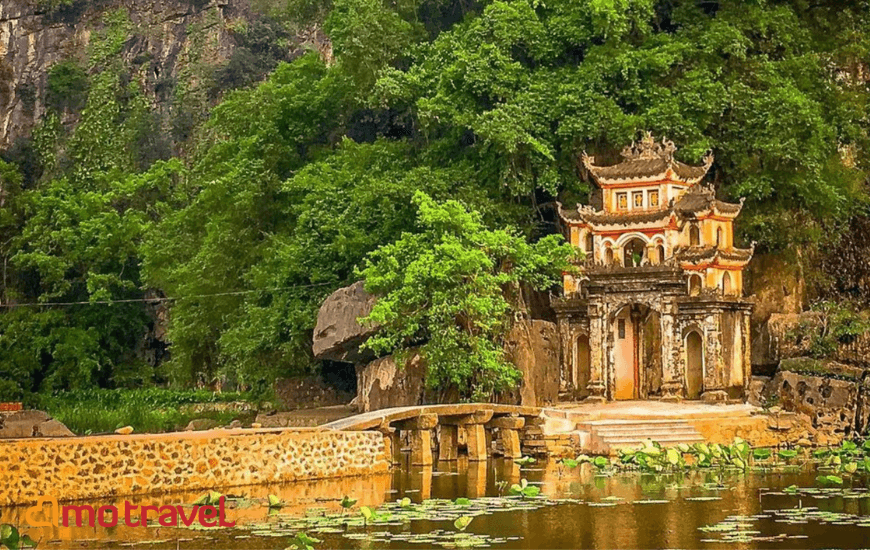 Bich Đong, Ninh Binh – La spiritualità e l’architettura straordinaria nascoste nelle grotte.