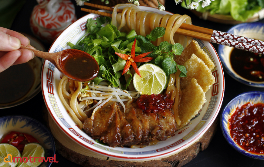 Cao Lau: il miglior cibo di strada di Hoi An.