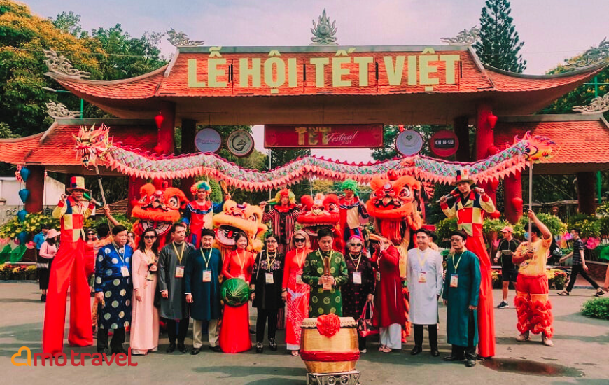 Capodanno lunare del Vietnam: I giochi tradizionale delle 3 regioni.